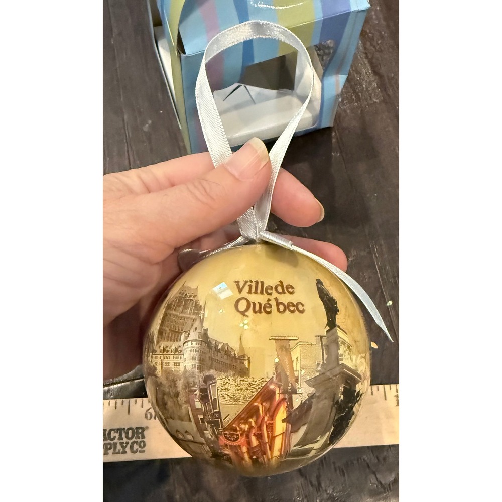 Ville de Quebec 3" Christmas Holiday Ornament Gold Chateau Frontenac Souvenir